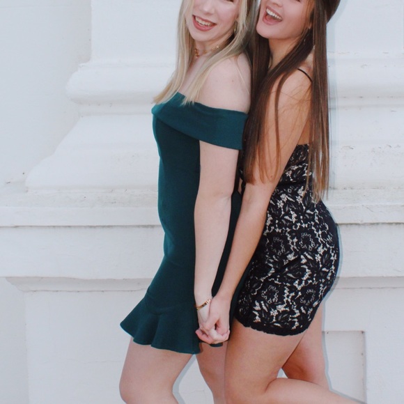 Showpo Dress - Picture 4 of 6